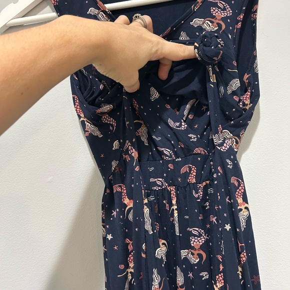 Latched Mama Nursing Boardwalk Maxi Dress - Picture 4 of 6